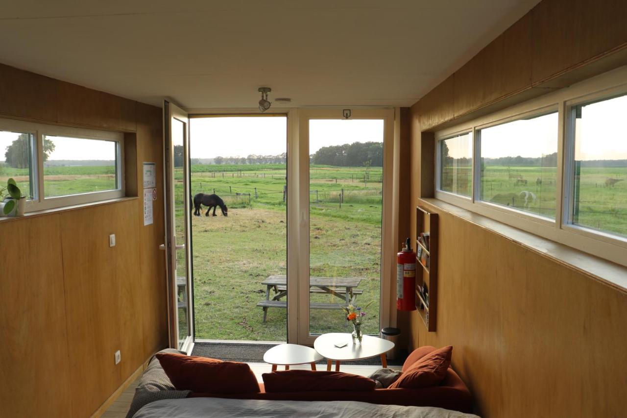 Hotel Slapen Tussen De Paarden Essen Exterior foto