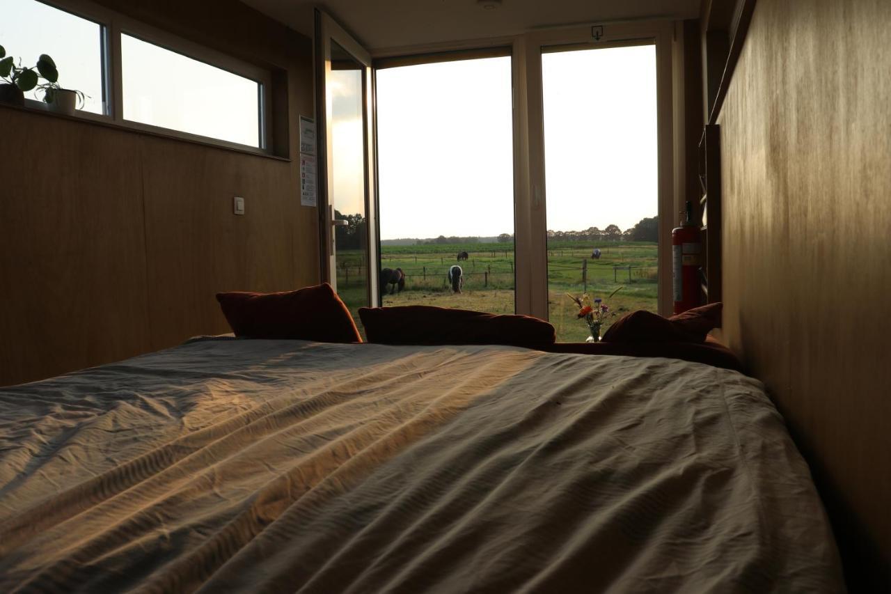 Hotel Slapen Tussen De Paarden Essen Exterior foto